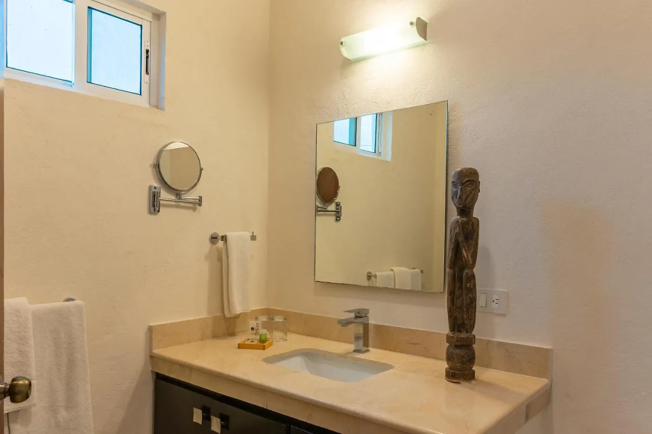 Villa Palmeras Cancún Hotel