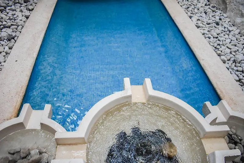 Villa Palmeras Cancún Hotel