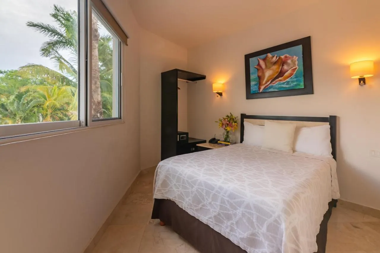 *** Hotel Villa Palmeras Cancun Mexico
